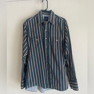 Wrangler Vintage Pearl Snap - Mens - Large